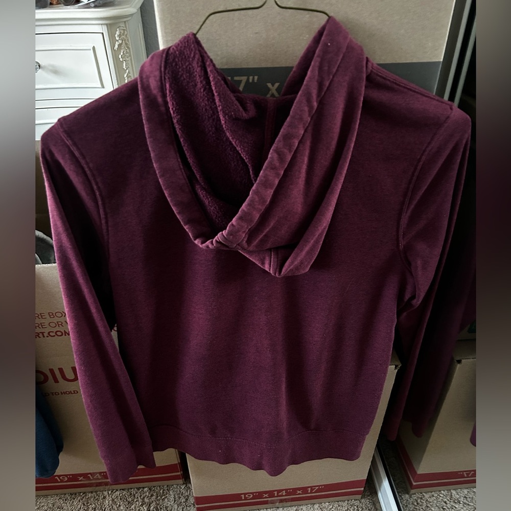 Zip up - Picture 2 of 2